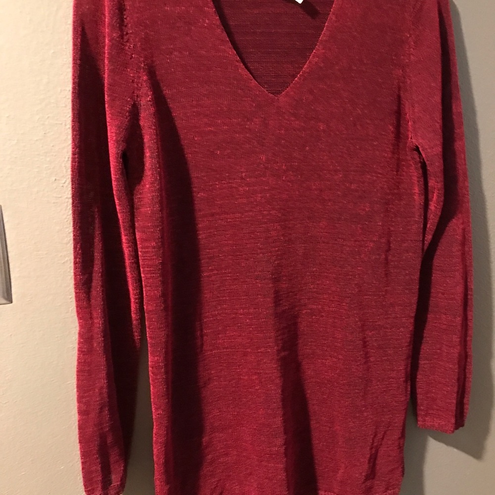 ✨Dark red V neck sweater